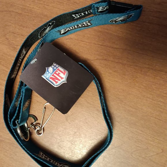 Philadelphia Eagles double sided lanyard W/ detachable buckle. - Picture 2 of 4